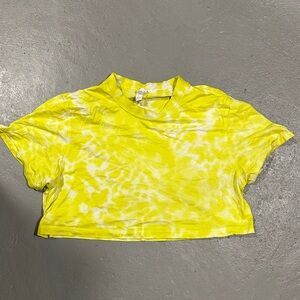 Lululemon Yellow Tie-Dye Crop Top women’s size 2 crop top